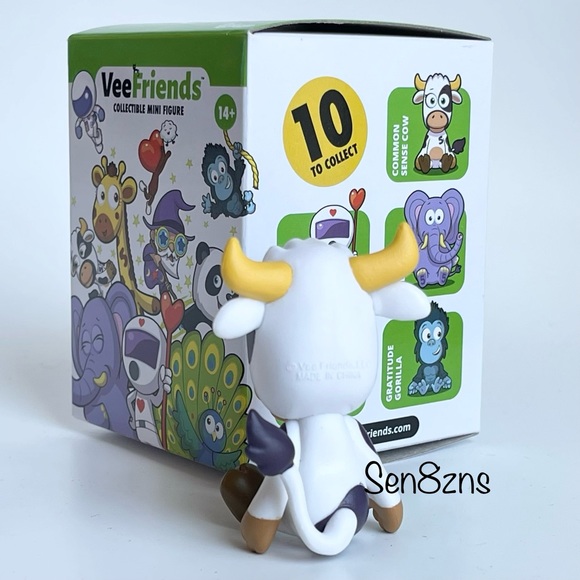 Common Sense Cow VeeFriends Toikido Collectible Mini Figure 2” - Picture 2 of 3
